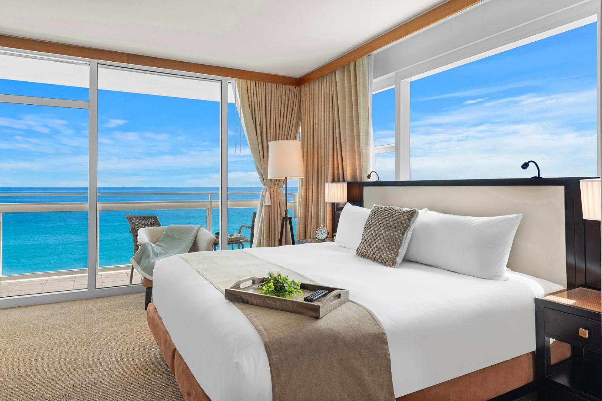 2 Bedroom Private Residence At Carillon Miami Resort -522 Miami Beach Exterior photo